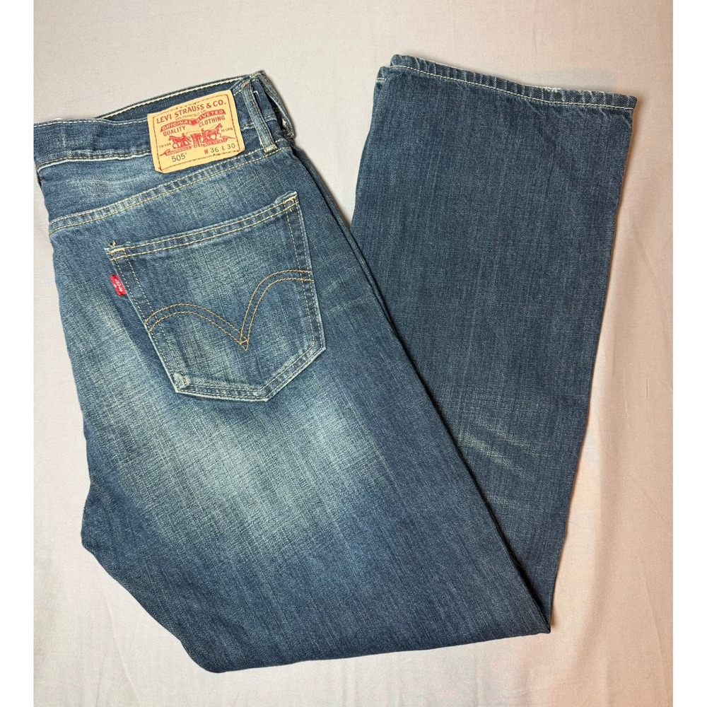 Levis 505 Mens Straight Fit Jeans Blue Denim 36x30 Medium Wash Cotton